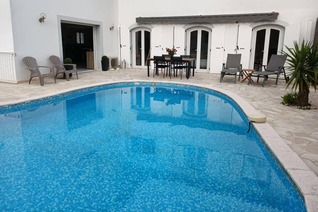 Appartement En Bas De Villa Avec Piscine Auribeau-sur-Siagne Ngoại thất bức ảnh